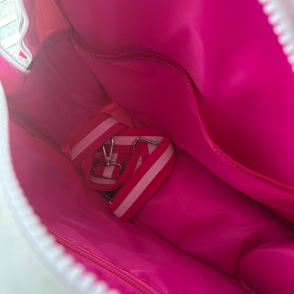 Monaco Vegan Leather Pickleball Sling Backpack, White with Pink Accents - Picture 7 of 8